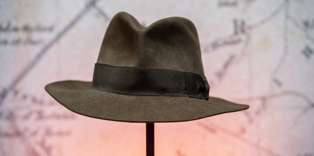 Ikonisk hat fra Indiana Jones er blevet solgt på auktion: Her er salgsprisen