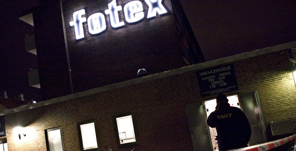 3 personer ramt af skud i Føtex