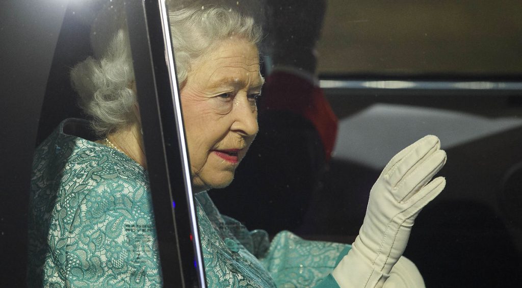 Storbritanniens Dronning Elizabteh er syg: Familien haster til hende lige nu