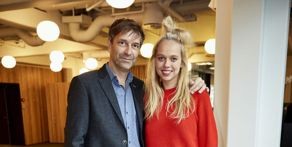 Kritikken haglede ned over Martin Brygmann: Nu sætter datteren Frida ord på