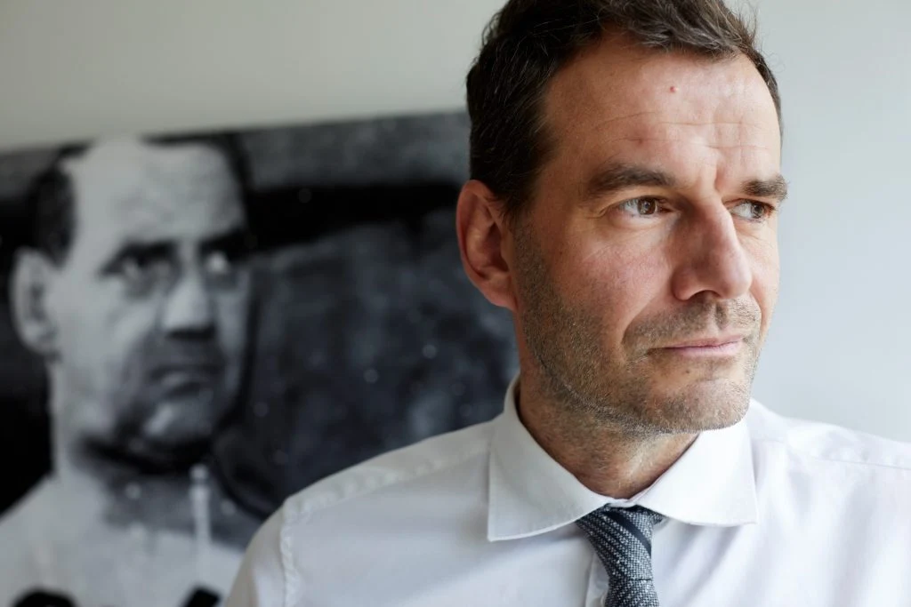 Jesper Buch har hovedrollen i helt ny film: Sådan har du aldrig set ham før