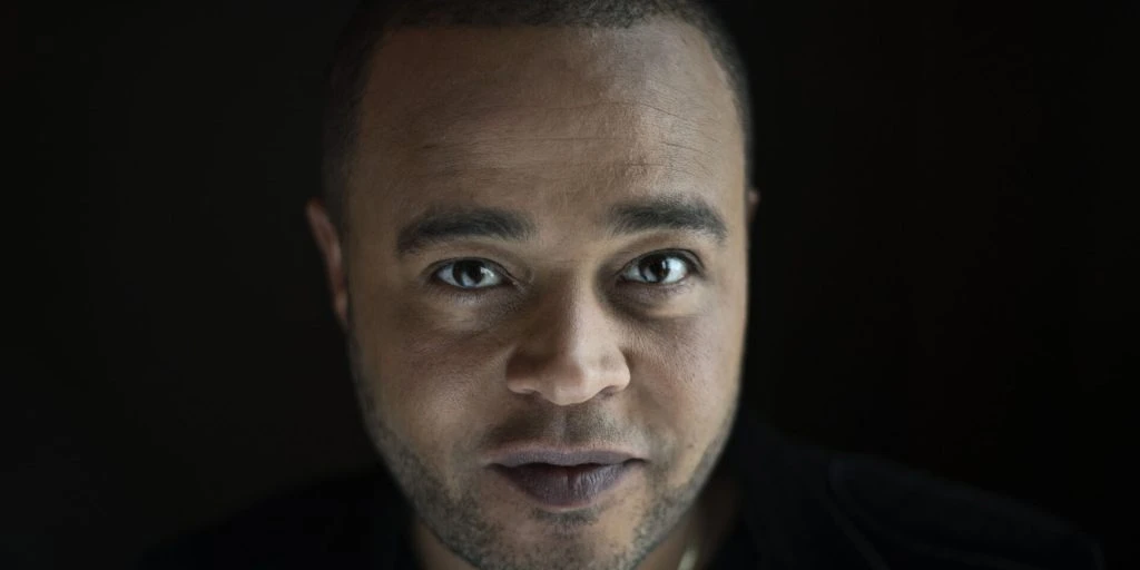 Lars Hjortshøj og Remees natklub indblandet i svindeldokumentar: “Vi er kede af det”