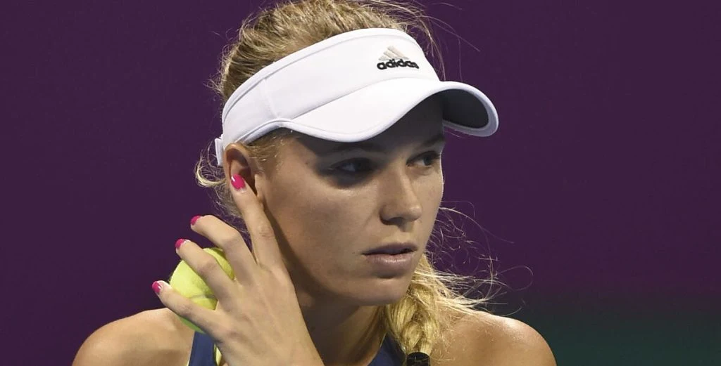 Midt under turnering: Nu rejser Caroline Wozniacki hjem