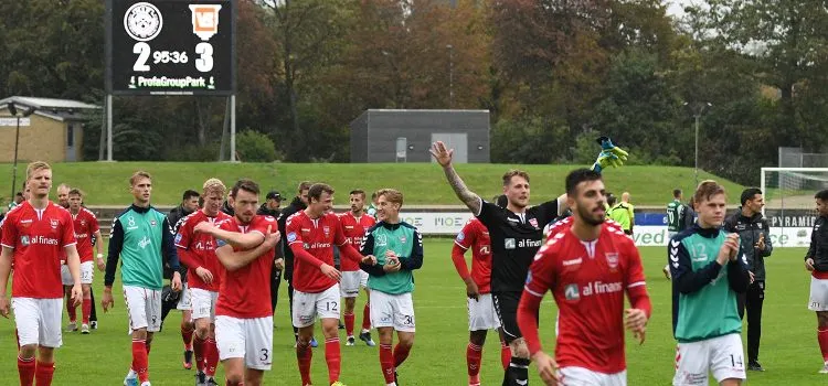 Vejle Boldklub får nye trøjer