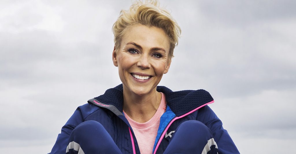 Lene Beier bryder tavsheden: Nu deler hun nyt fra alpehotellet