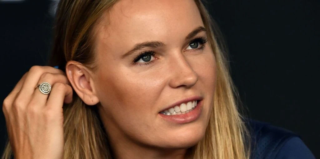 Det ser svært ud for Caroline Wozniacki – men det er ikke umuligt