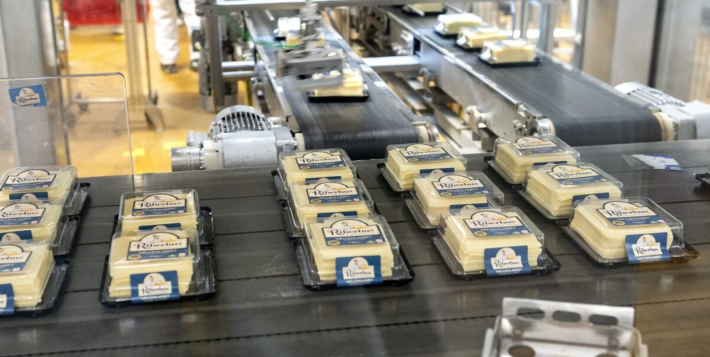 Arla har truffet stor beslutning om ost: “Vores ejere har besluttet, at…”