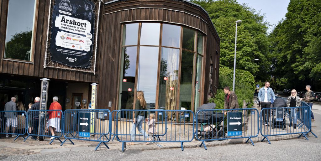 Se den nuttede video: Aalborg Zoo deler stor baby-nyhed