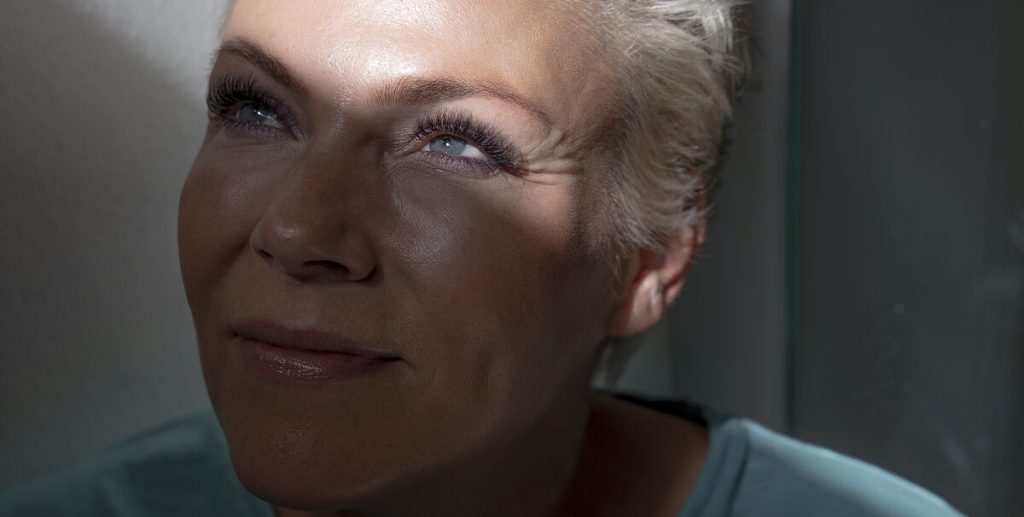 Lene Beier er ved at gro sit hår langt: Nu afslører hun, hvorfor hun gør det