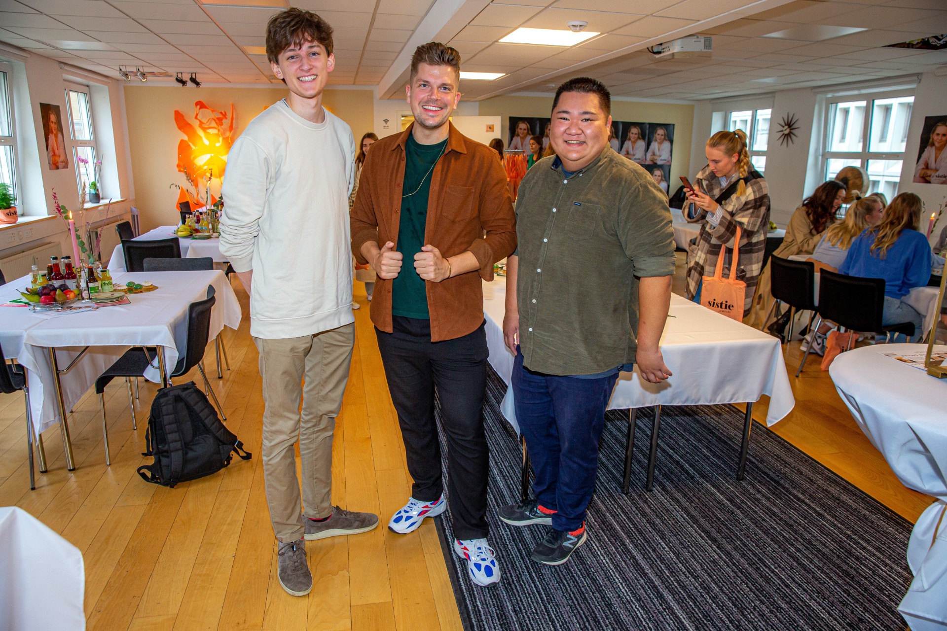 ‘Den store bagedyst’-stjerne indlagt