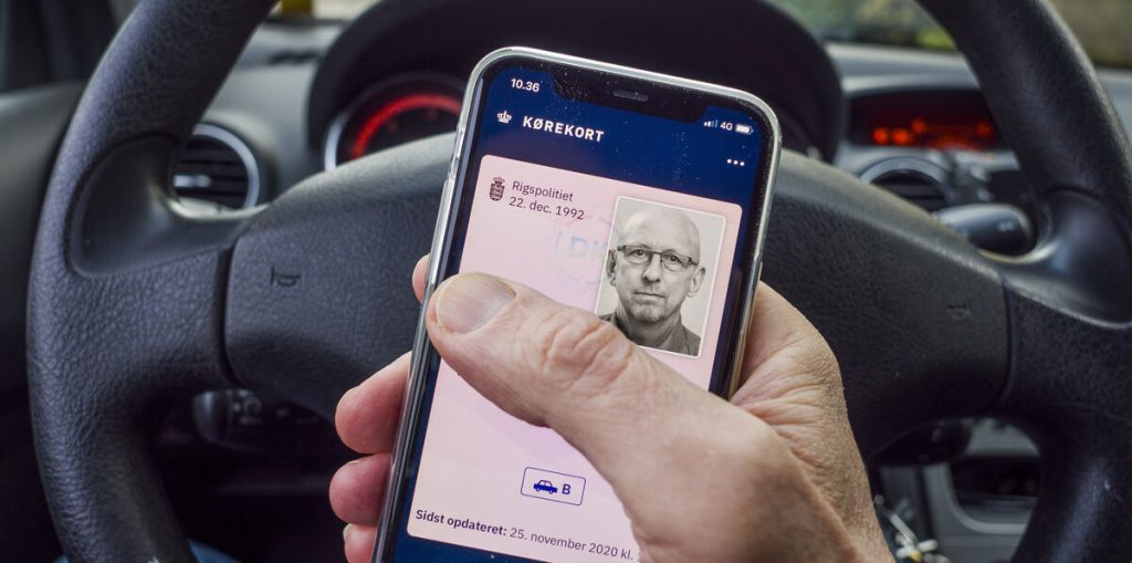Bilister skal vænne sig til det: Nye regler for det digitale kørekort
