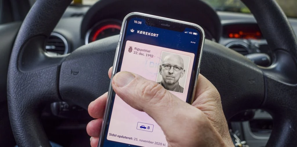 Bilister skal vænne sig til det: Nye regler for det digitale kørekort