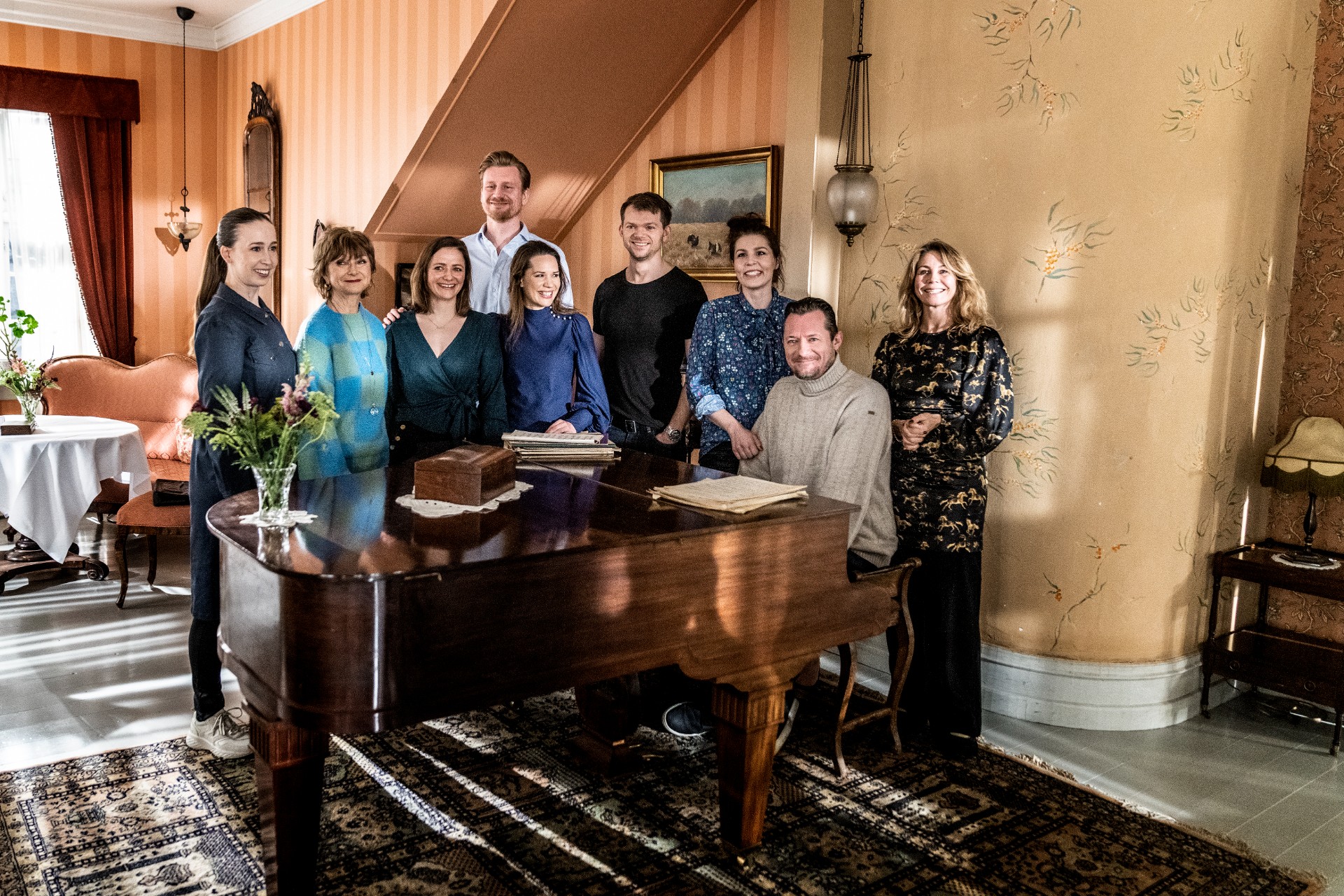 ‘Badehotellet’-stjerne afslører: Her er forklaringen