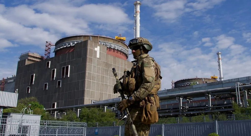 Folk der bor i nærheden af atomkraftværk i Ukraine opfordres nu til at evakuere
