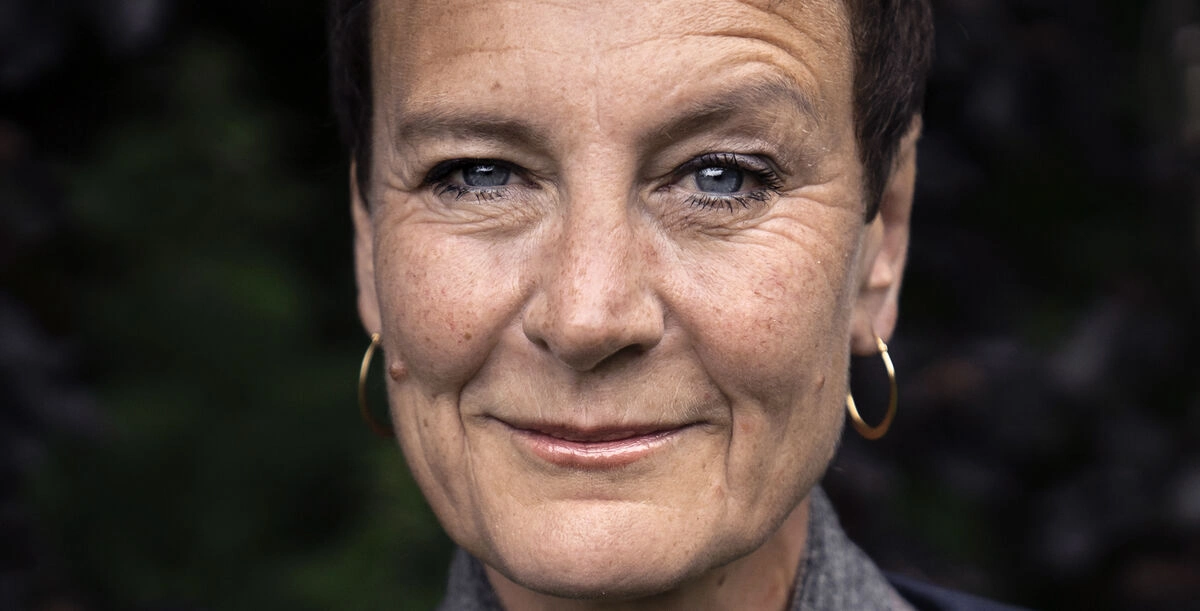 Kort efter forbrydelser mod unge piger: Nu kommer TV 2-værten Janni Pedersen med vigtigt opråb