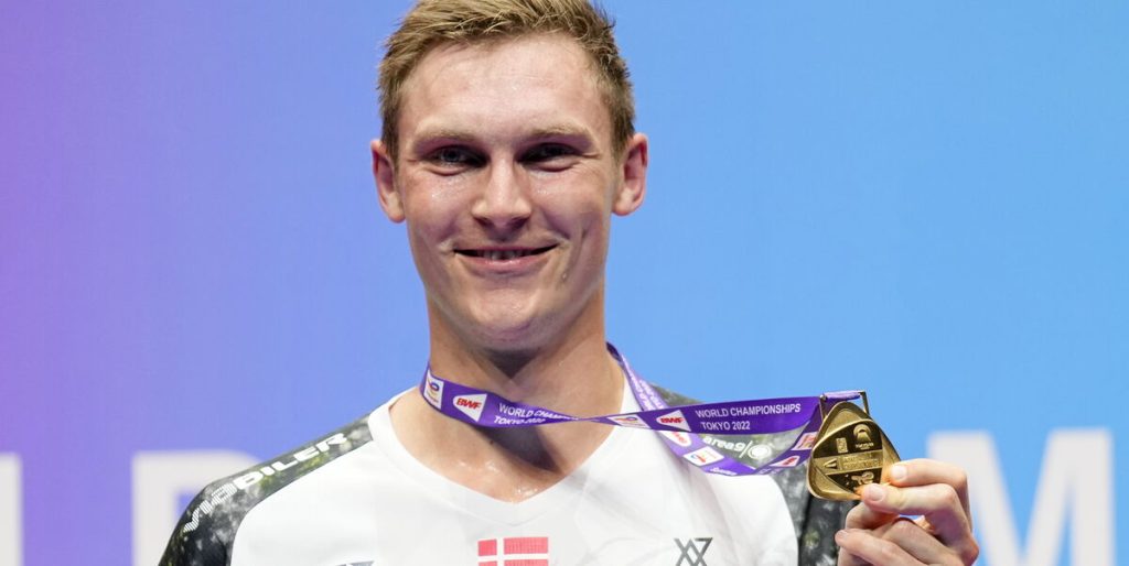 Viktor Axelsen er ‘tvunget’ til at blive væk: “Det ærgrer mig”