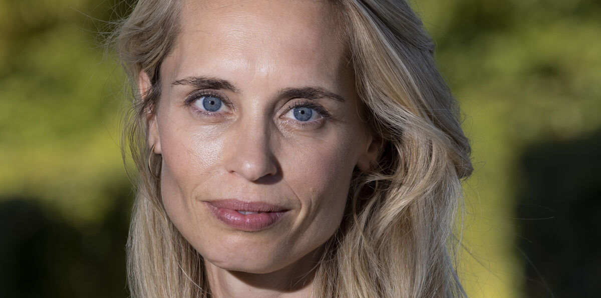 Efter 11 år er det slut: TV 2’s elskede vejrvært Ellen Nybo er færdig