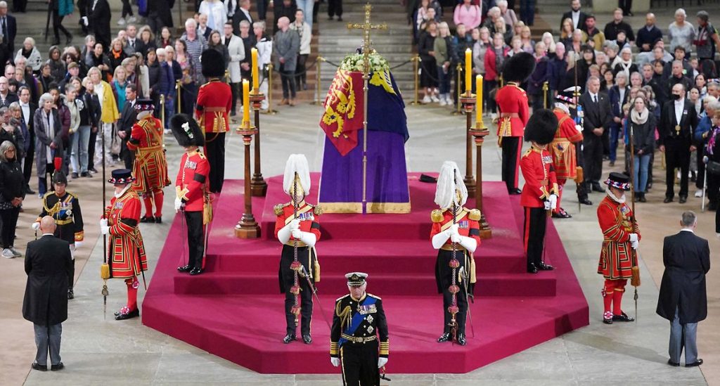 Kina langer ud efter Storbritannien: “Mangler ordentlige manerer”