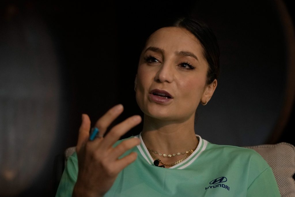 I kølvandet på morens død: Nu deler Nadia Nadim rørende besked