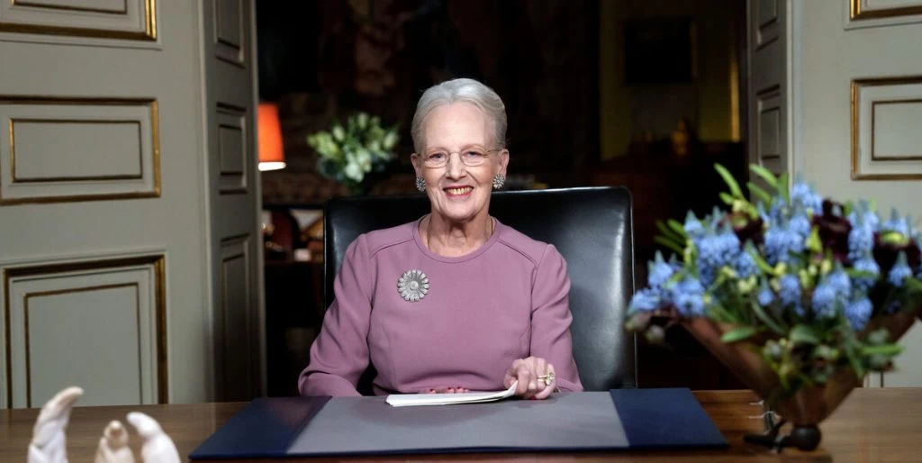 Spekulation om dronning Margrethes nytårstale: Nævner hun det mon?