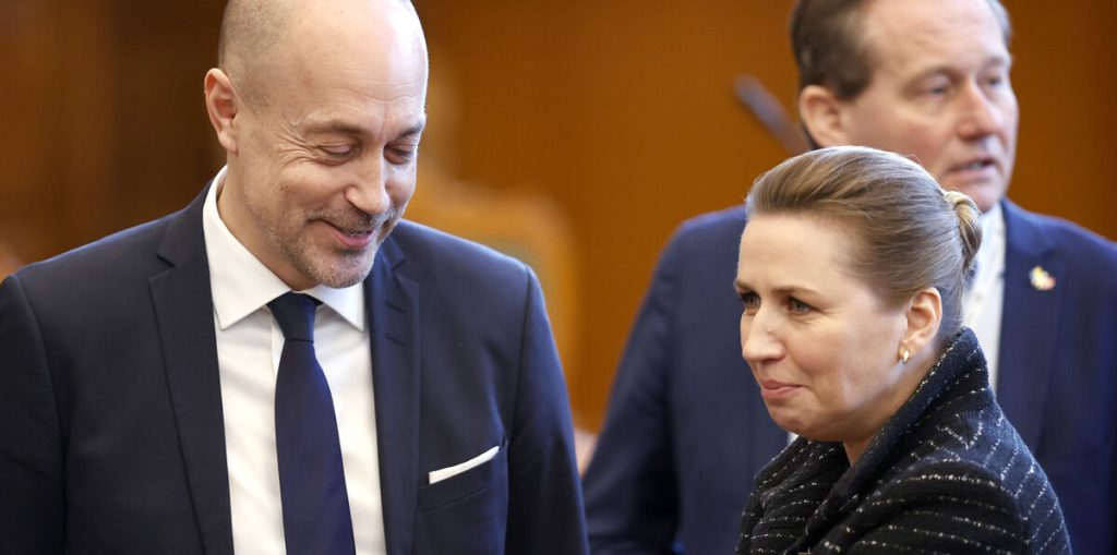Regeringen vil gøre det forbudt at gå i denne slags tøj