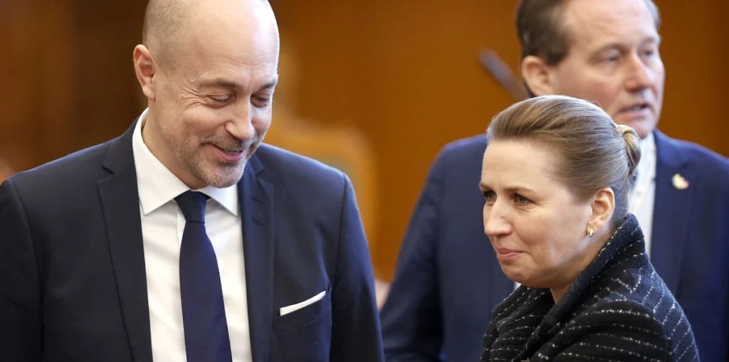 Regeringen vil gøre det forbudt at gå i denne slags tøj
