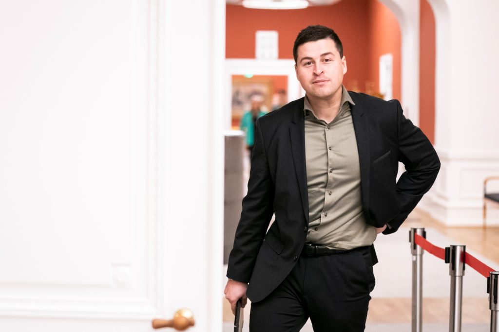 Mike Fonseca taler ud om forhold til 15-årig pige: “Måske var jeg naiv”