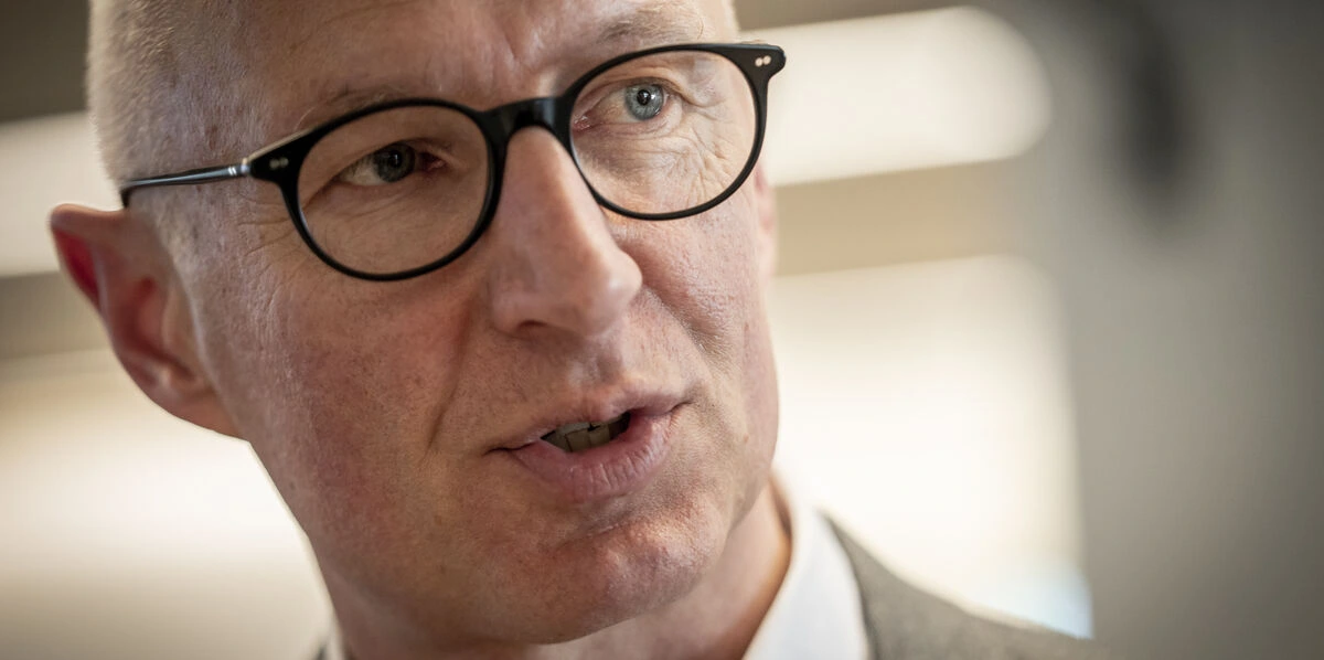 Her er den danske topchef, der tjener omkring 250.000 kroner OM DAGEN
