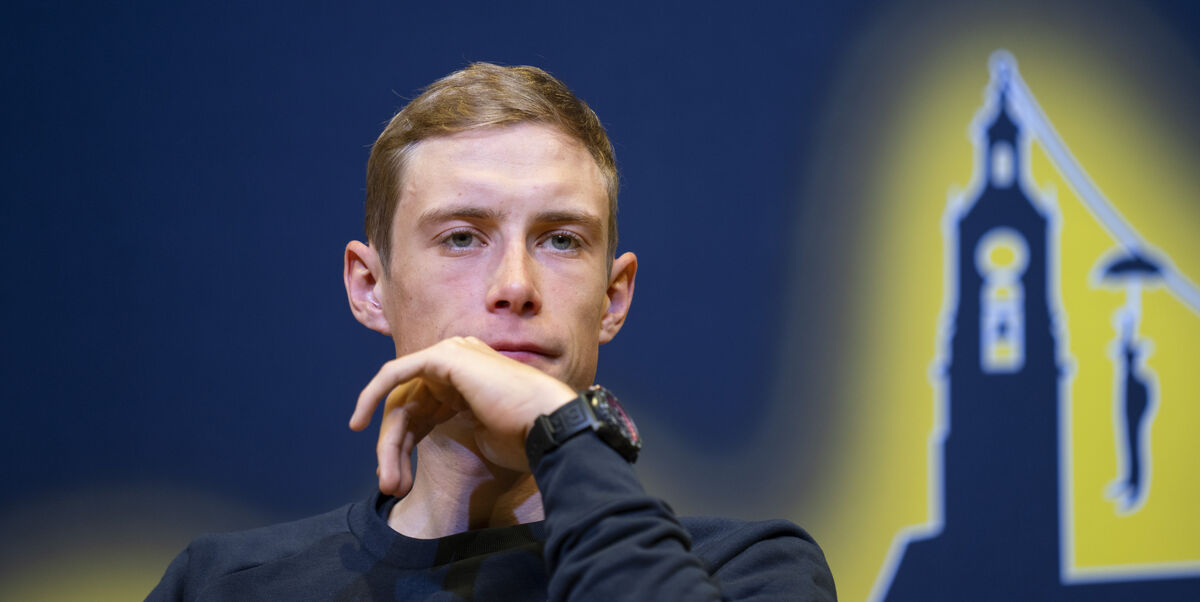 Jonas Vingegaard fik stillet dette spørgsmål til pressemøde – med et snuptag blev han mundlam