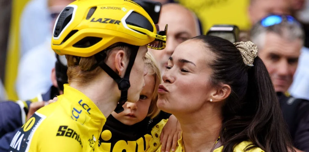 Jonas Vingegaards kone sendte særlig besked til Tour de France-chef