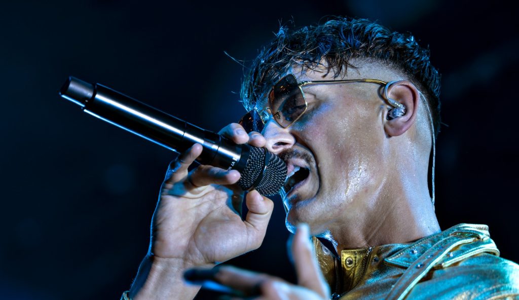 Rørende gensyn til stor Gaza støttekoncert: Kendt dansk navn tilbage på scenen