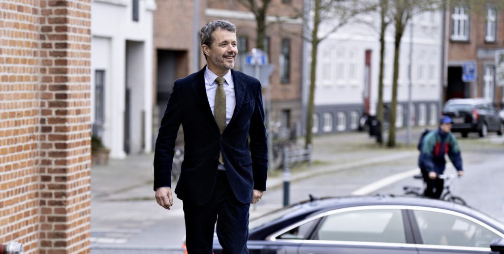Ekspert om kronprins Frederiks svar: Køber ikke hans søforklaring