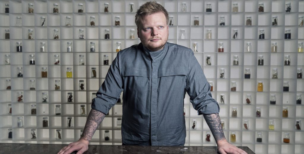 Dansk stjernekok får usædvanlig opgave: Skal lave mad i rummet