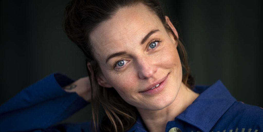 Har du også undret dig? Nu kommer Sarah Grünewald med løn-afsløring