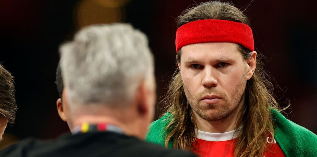 Nikolaj Jacobsen besvarer seernes undren: Derfor var Mikkel Hansen bænket