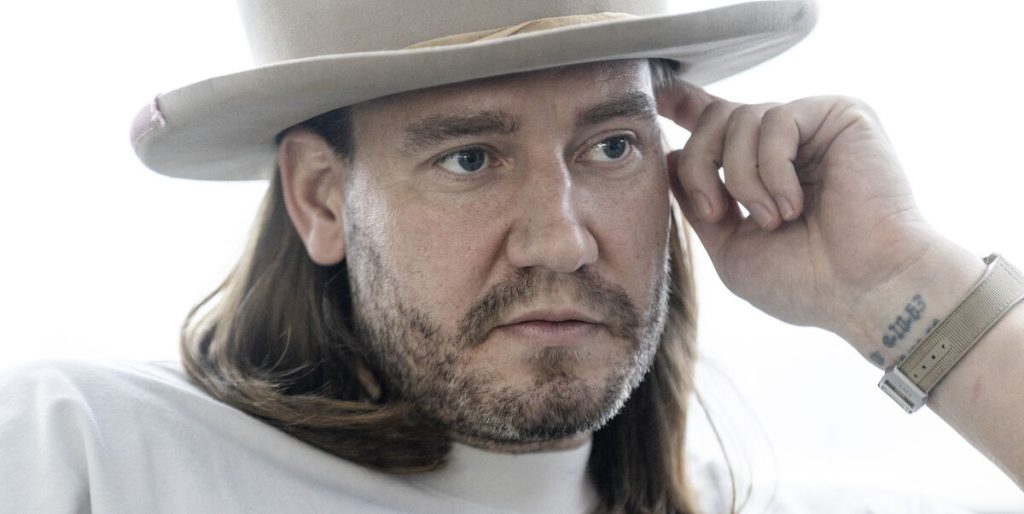 Nicklas Bendtner står til at tjene styrtende: Så mange millioner drejer det sig om