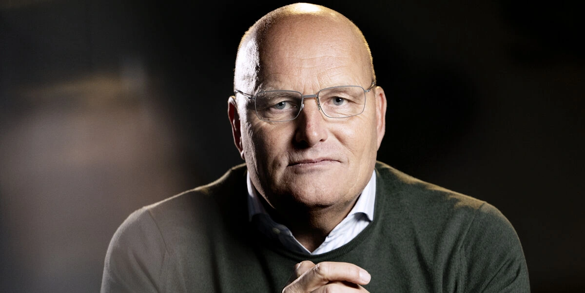 Bjarne Riis taler ud om Jonas Vingegaards situation: “Det er vanskeligt”