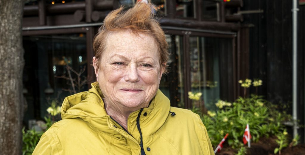 Lisbet Dahl stopper i Tivolirevyen