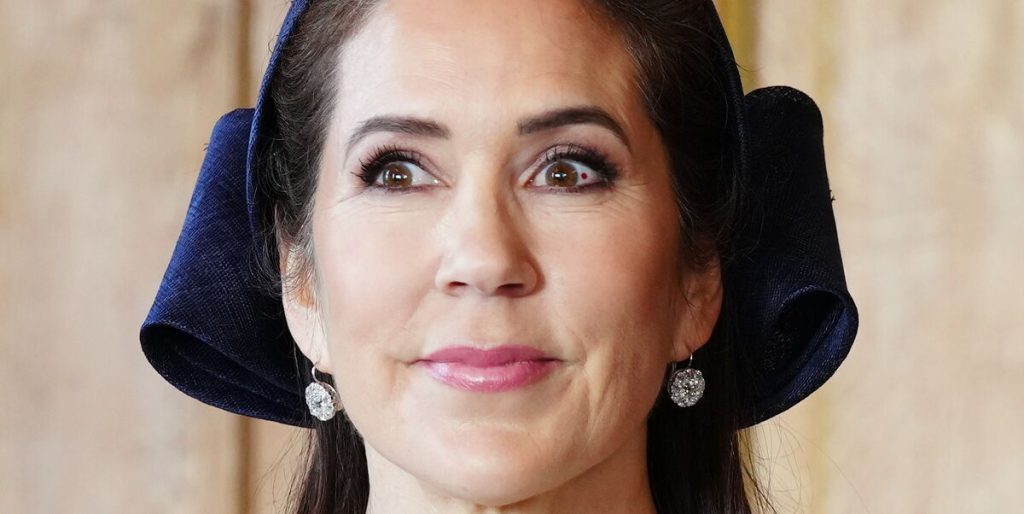 Dronningen stjæler overskrifterne: Lagde du også mærke til det?