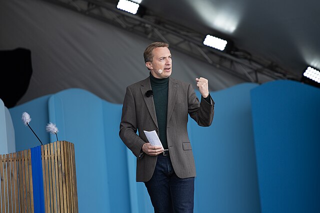 Undrede du dig også over dette? Messerschmidt langer ud efter kollega på live TV