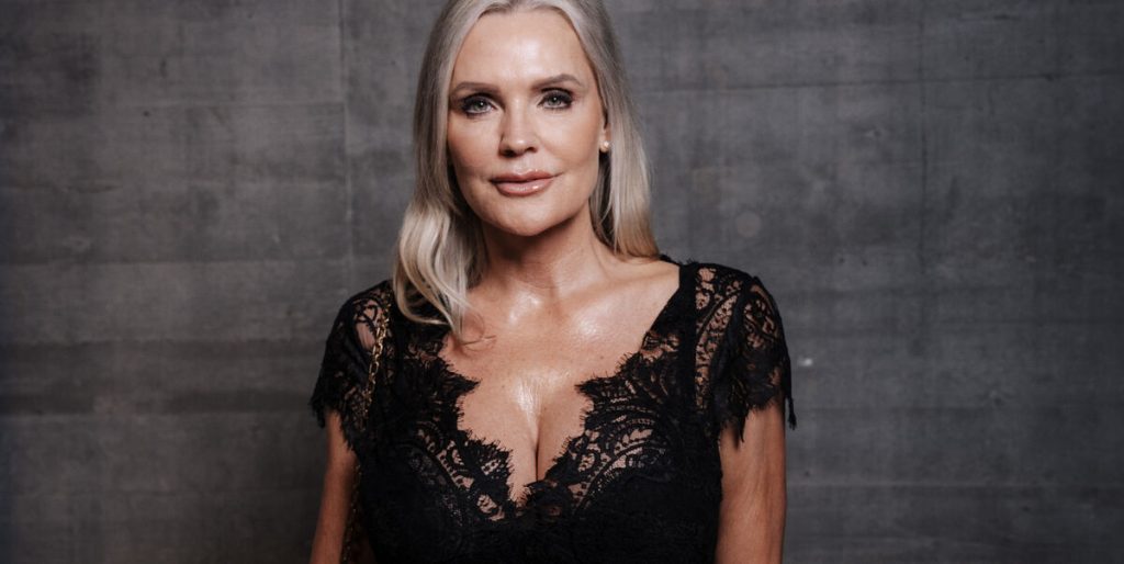 Janni Ree deler detaljer fra en hed aften: “Jeg sejlede. Jeg var drivvåd.”