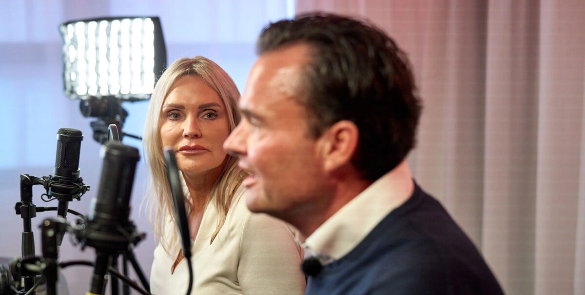 Her er forklaringen: Derfor er Janni Rees nye kæreste ikke hendes advokat