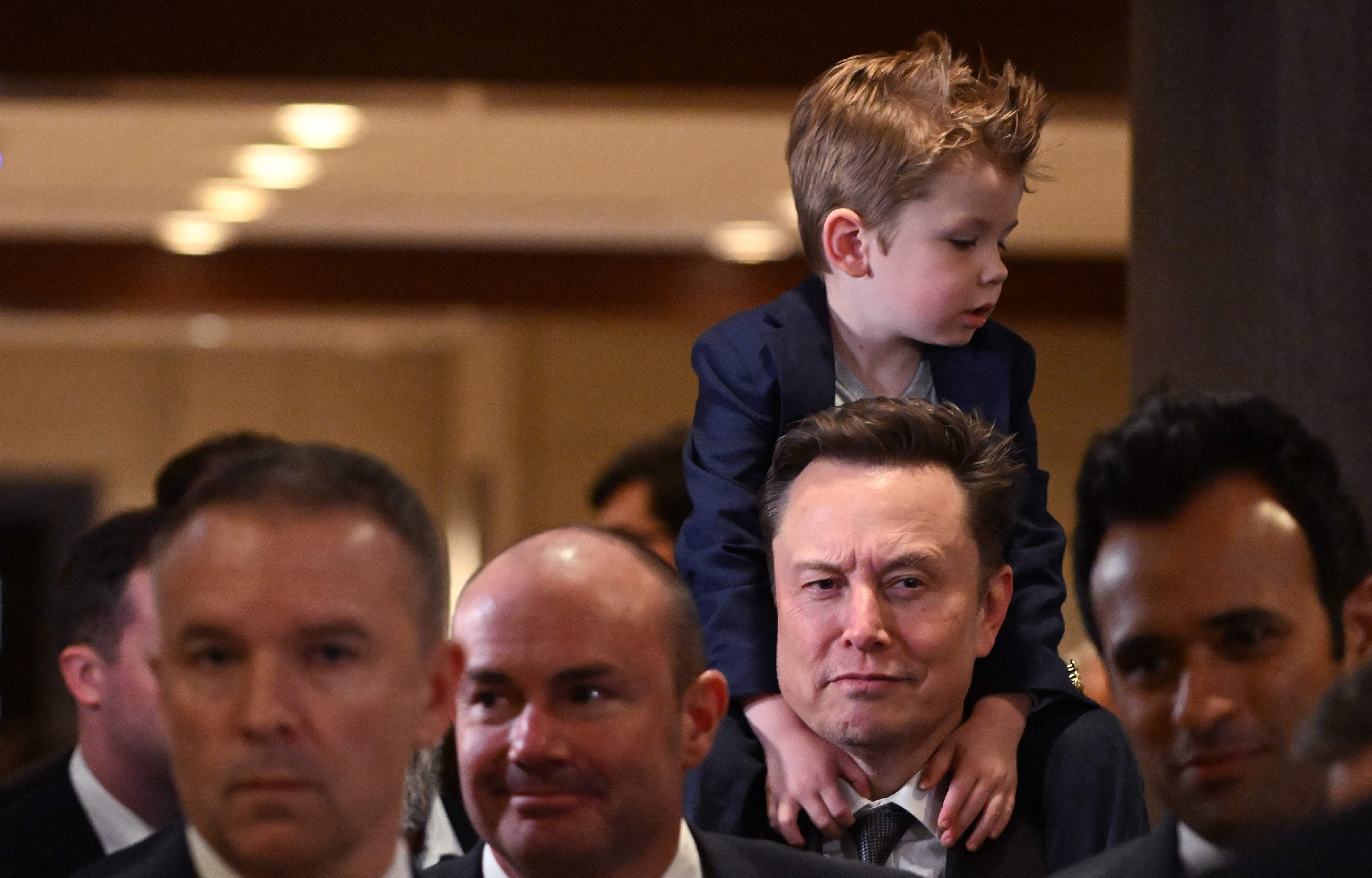 Politisk kommentator bekymret over Elon Musk