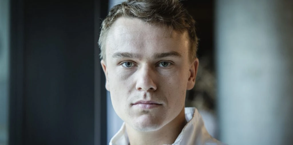 Holger Rune deler store ord i interview med udenlandsk journalist: “Jeg er forelsket”