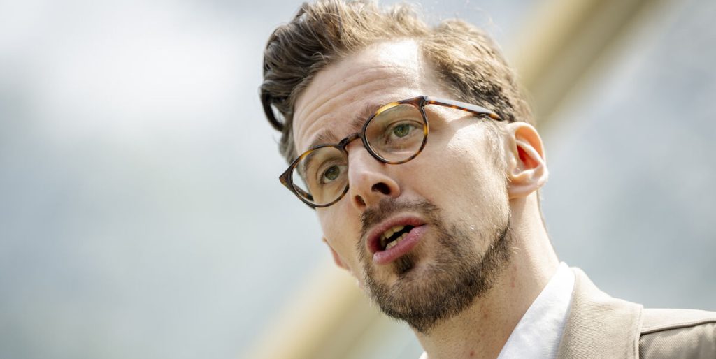 Så mange penge vil Alex Vanopslagh sende tilbage i borgernes lommer