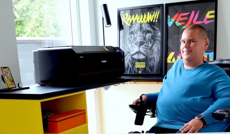 Ny webshop lancerer Vejles egen byplakat: Vil gøre op med kedelig og intetsigende pynt på væggene