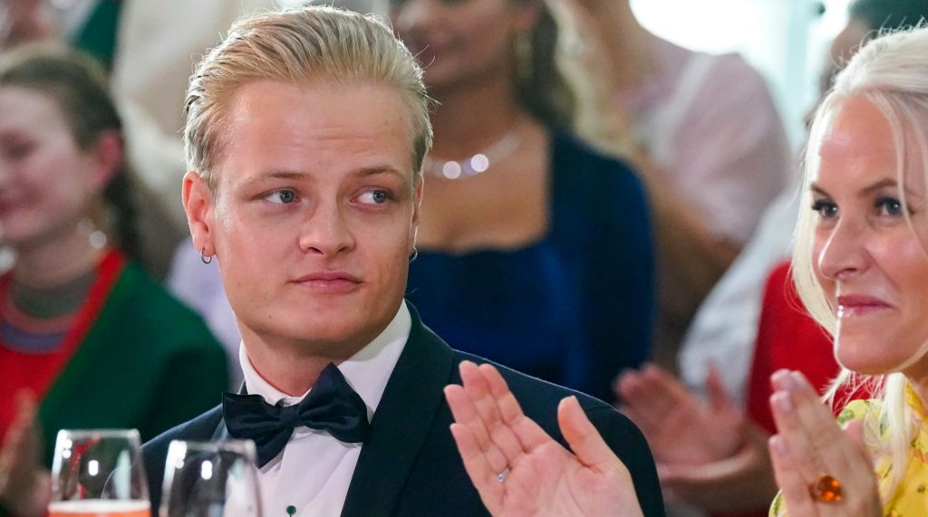 Kongehus bekræfter: Marius Borg Høiby bliver frataget sine privilegier