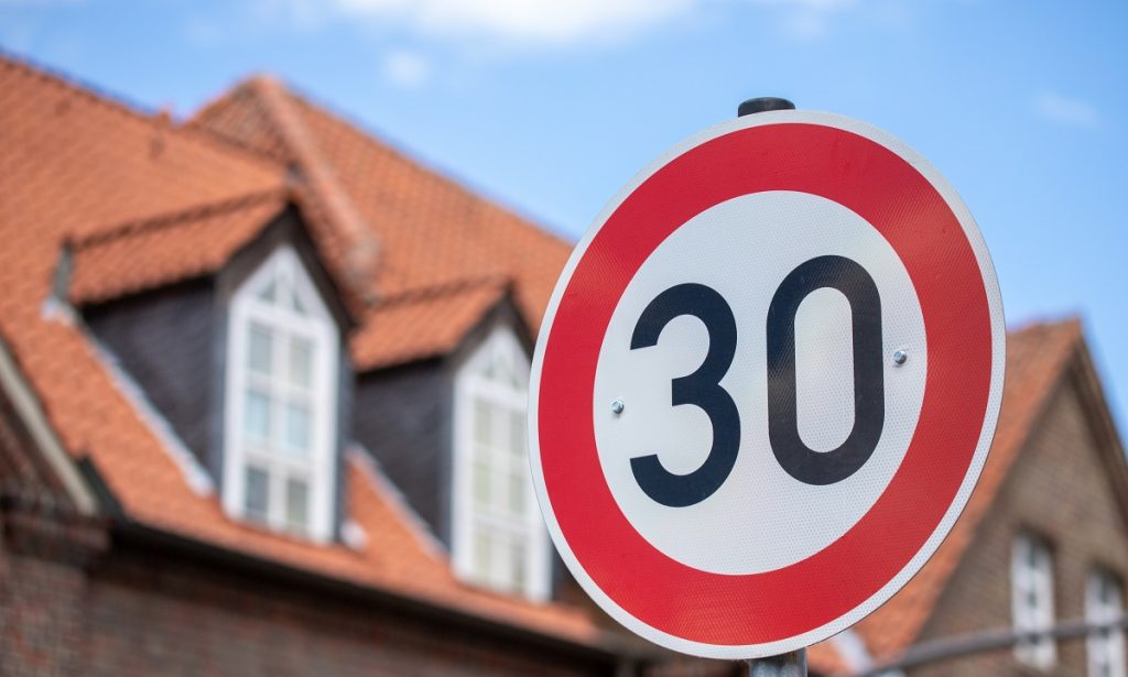30 km/t i byerne: Forbund vil have hastigheden ned