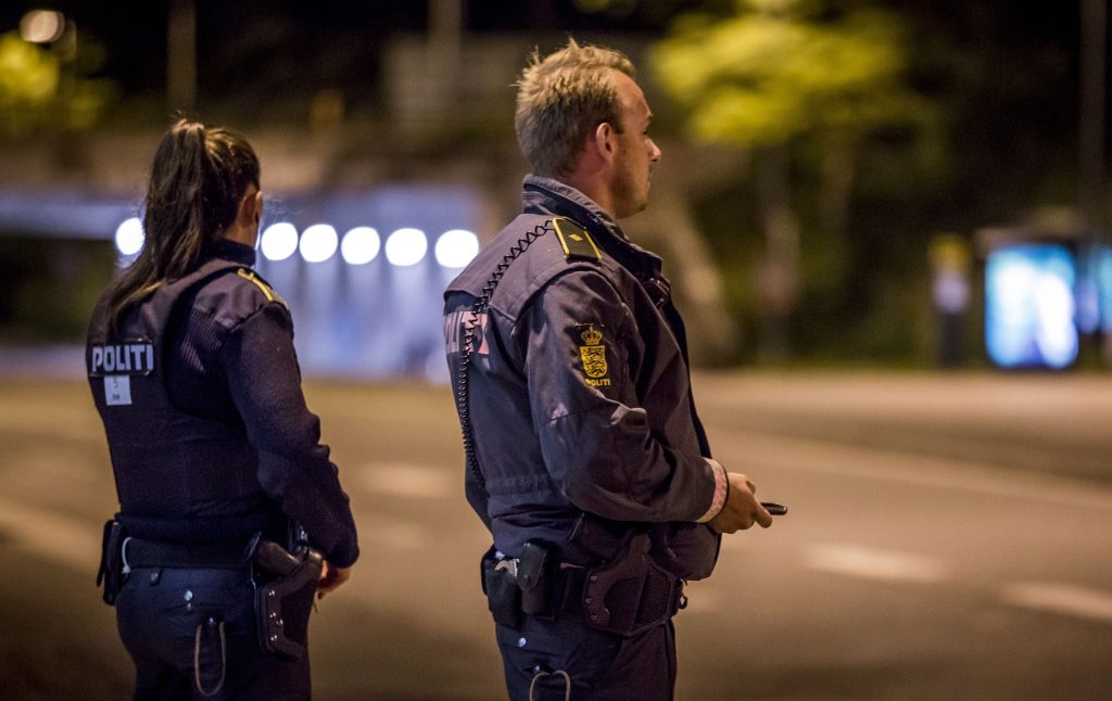 Blotter fulgte efter kvinde på stisystem: Viste det hele frem under gadelys