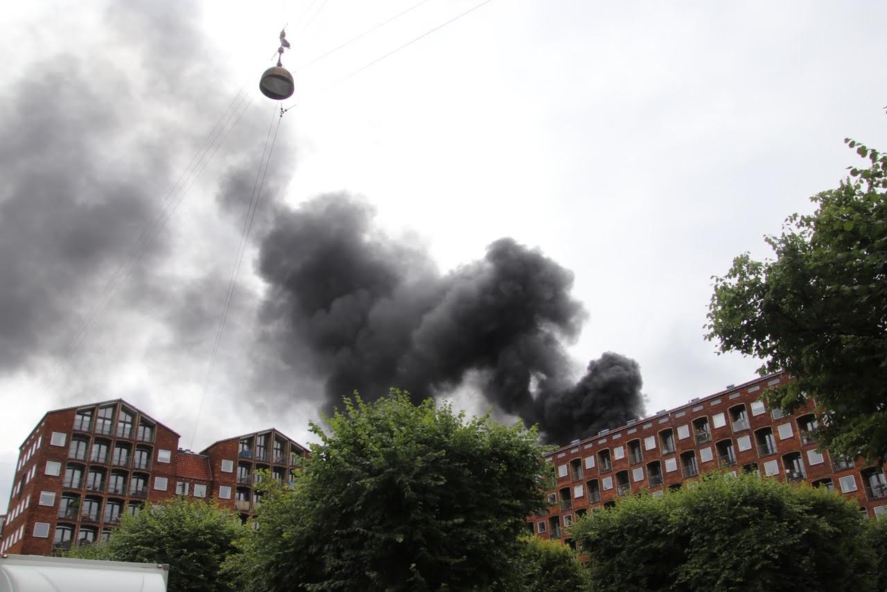 Voldsom brand i hjertet af København
